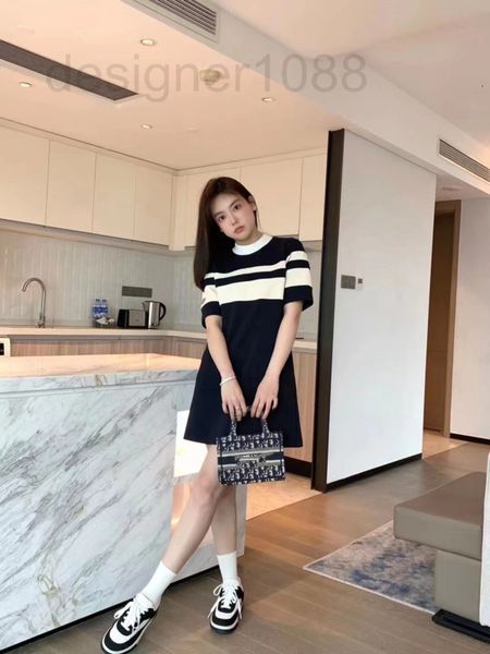 casual dresses designer gu22 spring and summer new stripe contrast round neck straight loose dress short skirt 3sny, Black;gray
casual dresses designer gu22 spring and summer new stripe contrast round neck straight loose dress short skirt 3sny, Black;gray