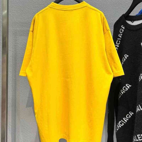 2dvg smallpox version paris spring summer co branded new simpson family conley printed short sleeve t-shirt, White;black
2dvg smallpox version paris spring summer co branded new simpson family conley printed short sleeve t-shirt, White;black