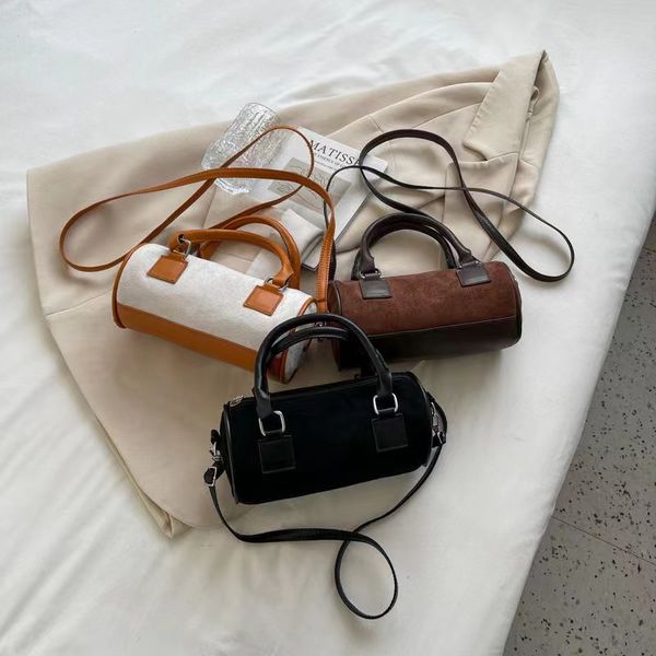 fashion shoulder square bag chain decoration color round barrel bag design women handbag fluff
fashion shoulder square bag chain decoration color round barrel bag design women handbag fluff
