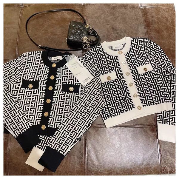 womens sweaters fashion knitting cardigans for women autumn winter womens pullovers knitted cardigan sweater v-neck jackets coat, White;black
womens sweaters fashion knitting cardigans for women autumn winter womens pullovers knitted cardigan sweater v-neck jackets coat, White;black
