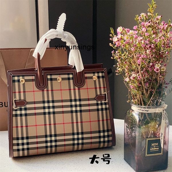 designer bags burbrery new spring / summer 2021 versatile lattice handbag large yzl bw0y