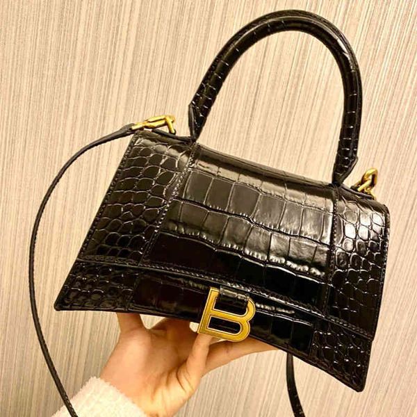 handbags balencigas crossbody bags sense b high home pattern hourglass bag women's 2022 b-shaped single shoulder messenger handbag leat
handbags balencigas crossbody bags sense b high home pattern hourglass bag women's 2022 b-shaped single shoulder messenger handbag leat
