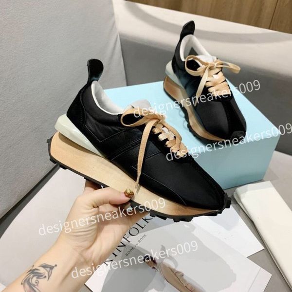 fashion camouflage rockrunner sneakers desginer mens womens shoes black green low-lace up studded shoes genuine leather trainers 35-44 ly211
fashion camouflage rockrunner sneakers desginer mens womens shoes black green low-lace up studded shoes genuine leather trainers 35-44 ly211