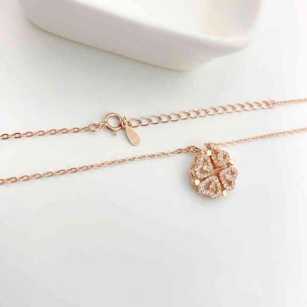 four leaf clover heart-shaped two ways wearing charm necklace 925 sier ice out cubic zircon magnetic pendant, Silver
four leaf clover heart-shaped two ways wearing charm necklace 925 sier ice out cubic zircon magnetic pendant, Silver