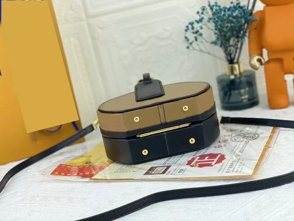 petite boite chapeau boite mm pm bag handbag purse original cowhide trim canvas hatbox designer shoulder bags crossbody messenger m53699, Black;red
petite boite chapeau boite mm pm bag handbag purse original cowhide trim canvas hatbox designer shoulder bags crossbody messenger m53699, Black;red