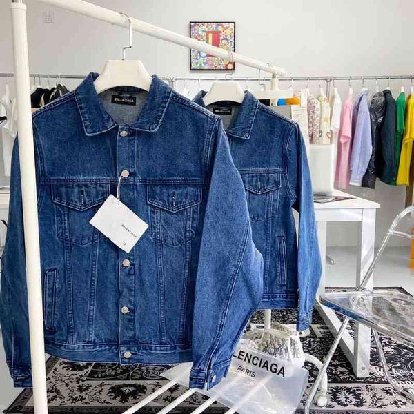 paris balencigas denim jackets classic back 3d embossed letters washed denim jacket sportswear top, Black;brown
paris balencigas denim jackets classic back 3d embossed letters washed denim jacket sportswear top, Black;brown