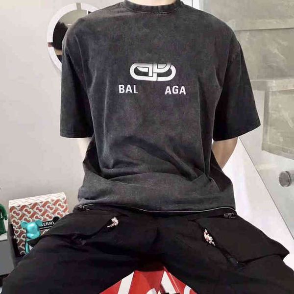 designer summer high-quality paris b balenciga balanciagas washed short sved buckle letter printed vintage t-shirt balck fashion for man and, White;black
designer summer high-quality paris b balenciga balanciagas washed short sved buckle letter printed vintage t-shirt balck fashion for man and, White;black