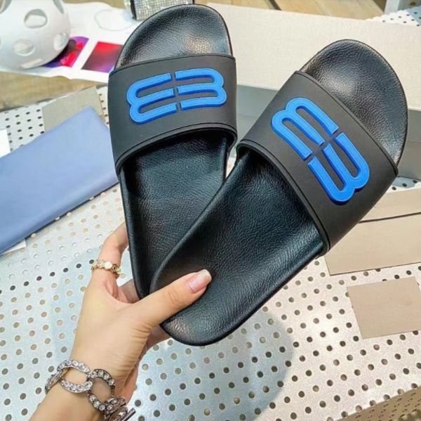 2022 men's ladies sliders summer designer slippers solid color couples indoor outdoor waterproof pantoufle rubber slippers, Black
2022 men's ladies sliders summer designer slippers solid color couples indoor outdoor waterproof pantoufle rubber slippers, Black