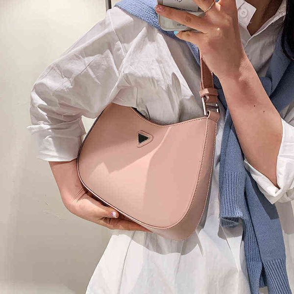 factory outlet deals net red women's 2022 new fashion foreign style versatile hand advanced sense niche single shoulder underarm bag
factory outlet deals net red women's 2022 new fashion foreign style versatile hand advanced sense niche single shoulder underarm bag