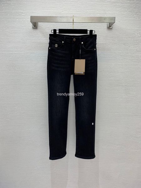 women's jeans style jeans with plush and frosted inside letter printed elastic medium high waist straight, Blue
women's jeans style jeans with plush and frosted inside letter printed elastic medium high waist straight, Blue