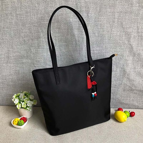 large bags 2022 new canvas nylon women's bag waterproof oxford butot bags one shoulder simple handbag capacity myy m44495, Black;red
large bags 2022 new canvas nylon women's bag waterproof oxford butot bags one shoulder simple handbag capacity myy m44495, Black;red