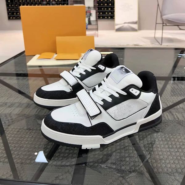 selling men casual skateboard shoes leather mesh print denim fabric patchwork low cut sports shoes comfortable fashion designer man sneakers
selling men casual skateboard shoes leather mesh print denim fabric patchwork low cut sports shoes comfortable fashion designer man sneakers