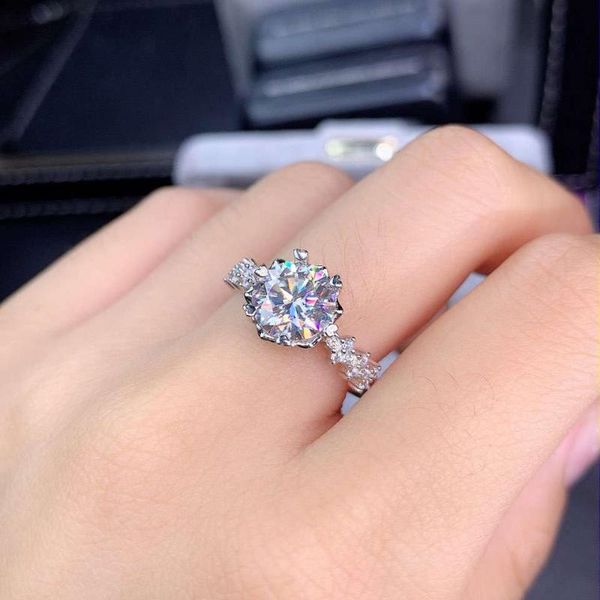 cluster trendy rings white moissanite diamond trend ring for women 925 sterling silver fine wedding jewelry, Golden;silver
cluster trendy rings white moissanite diamond trend ring for women 925 sterling silver fine wedding jewelry, Golden;silver