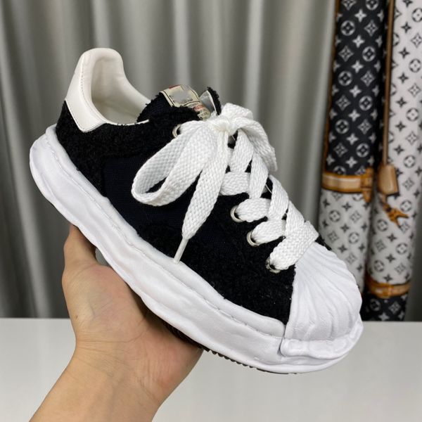 italy reflective height reaction boots sneakers men women running shoes black multi-color suede white floral tan purple spotted designer 061
italy reflective height reaction boots sneakers men women running shoes black multi-color suede white floral tan purple spotted designer 061