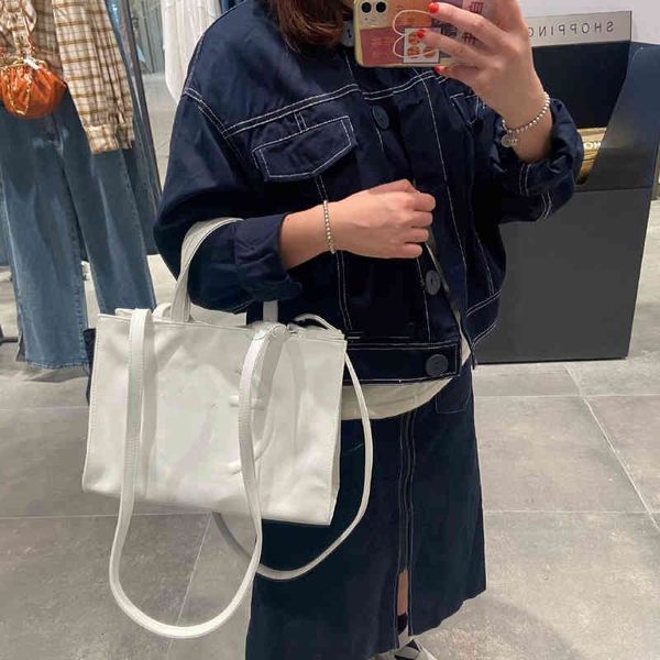 factory direct sale large star little red online korean onnuk the same foreign style portable msenger tote designer bag
factory direct sale large star little red online korean onnuk the same foreign style portable msenger tote designer bag