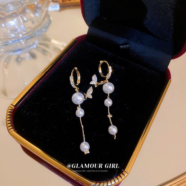 real gold electroplated pearl zircon butterfly earrings french rococo style high-grade light luxury super fairy earrings eardrop for women, Golden
real gold electroplated pearl zircon butterfly earrings french rococo style high-grade light luxury super fairy earrings eardrop for women, Golden