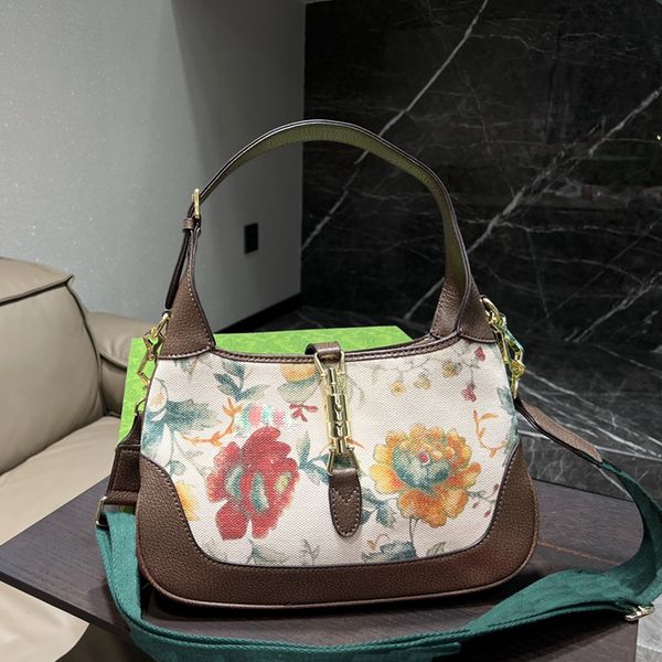 canvas axillary bag women clutch handbag purse shoulder bags classic embroidery detachable woven shoulder strap fashion letters zipper walle
canvas axillary bag women clutch handbag purse shoulder bags classic embroidery detachable woven shoulder strap fashion letters zipper walle