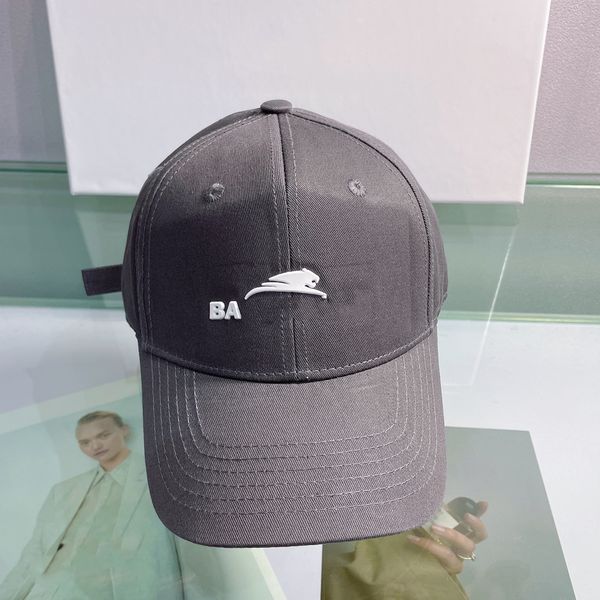 luxury designer hat fashion baseball cap classic style for men and women sunshade leisure simple suitable for social gatherings very beautif, Blue;gray
luxury designer hat fashion baseball cap classic style for men and women sunshade leisure simple suitable for social gatherings very beautif, Blue;gray
