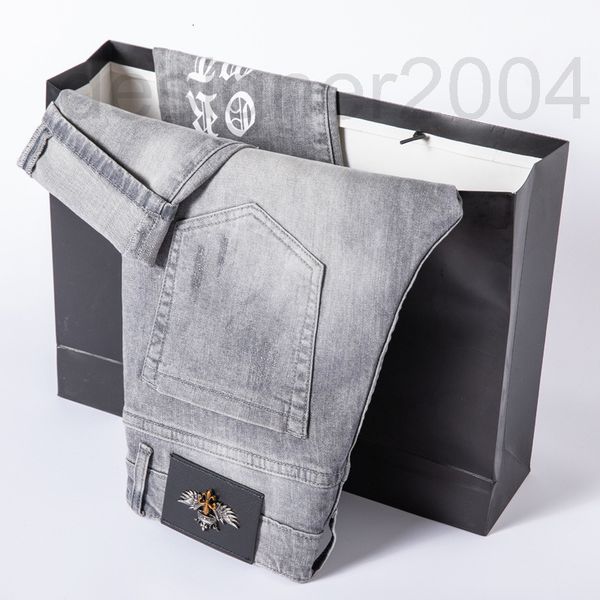 men's jeans designer brand sanskrit new pants summer thin perforated jeans korean embroidery slim print m469, Blue
men's jeans designer brand sanskrit new pants summer thin perforated jeans korean embroidery slim print m469, Blue