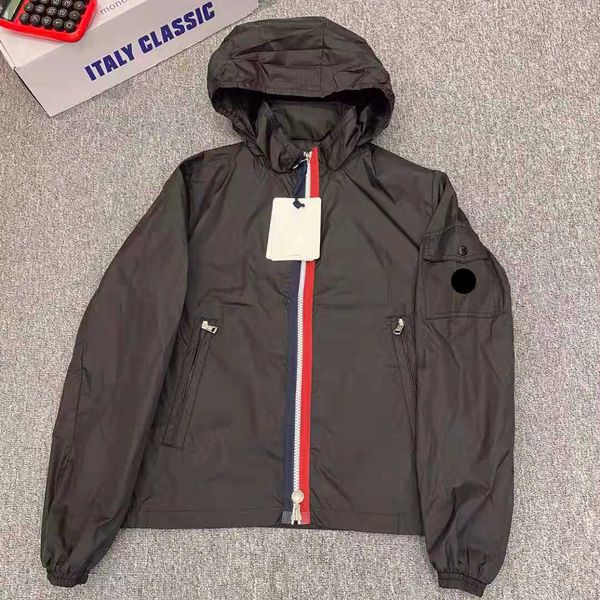designer mens jackets clothing france brand bomber windshield jacket europe and american style outerwear coat fashion hombre casual street, Black;brown
designer mens jackets clothing france brand bomber windshield jacket europe and american style outerwear coat fashion hombre casual street, Black;brown