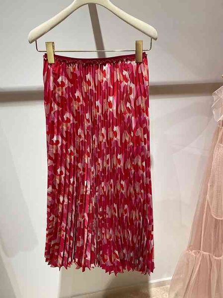 skirts exotic and versatile floral skirt female french minority spring summer pleated printed medium length trend, Black
skirts exotic and versatile floral skirt female french minority spring summer pleated printed medium length trend, Black