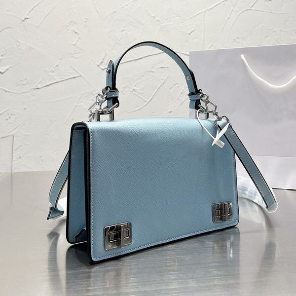 purses designer woman handbag luxurys classic flap bags fashion double lock crossbody clutch shoulder bag 2022 letter handbags ladies messen
purses designer woman handbag luxurys classic flap bags fashion double lock crossbody clutch shoulder bag 2022 letter handbags ladies messen