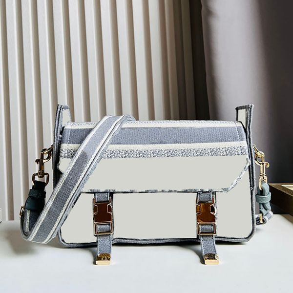 2022 camp bag luxurys obliques embroidery women flap bag shoulder bags designer men crossbody leather handbag small size 23cm
2022 camp bag luxurys obliques embroidery women flap bag shoulder bags designer men crossbody leather handbag small size 23cm