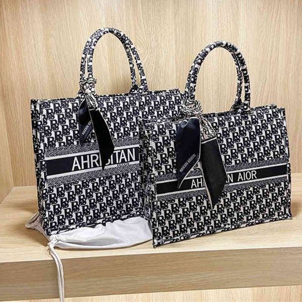 large capacity bag women's portable shopping spring and summer new canvas high sense popular atmosphere tote bag bags_modeldvhi
large capacity bag women's portable shopping spring and summer new canvas high sense popular atmosphere tote bag bags_modeldvhi