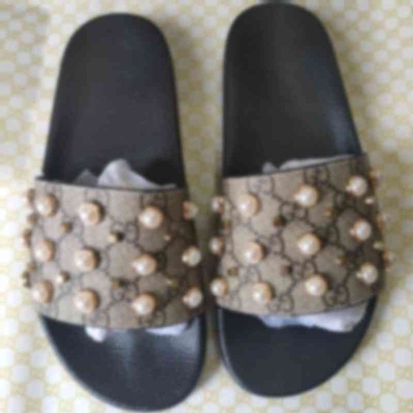 shoes luxury brand design letter foreign trade slippers flat bottomed flip flops for men women couples large men's 35-45 c9d8
shoes luxury brand design letter foreign trade slippers flat bottomed flip flops for men women couples large men's 35-45 c9d8