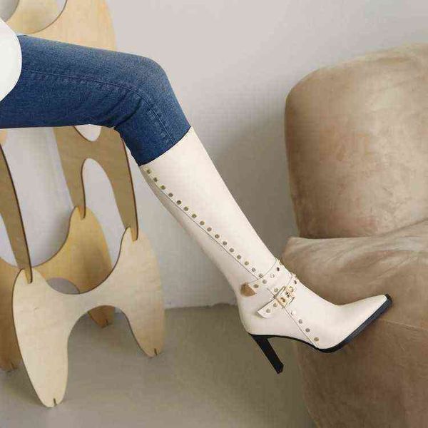 knee boots women pointy knight boot simple black beige high heels luxury rivet side zipper martin boots 220802
knee boots women pointy knight boot simple black beige high heels luxury rivet side zipper martin boots 220802