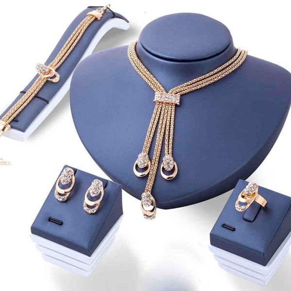 fashion 4 pcs/set jewelry set for women gold plated crystal zircon metal chain necklace bracelet earring ring for bride, Slivery;golden
fashion 4 pcs/set jewelry set for women gold plated crystal zircon metal chain necklace bracelet earring ring for bride, Slivery;golden