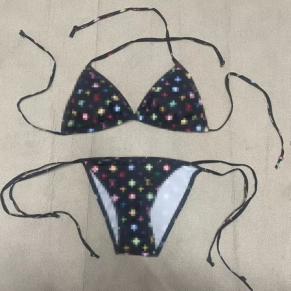 22ss trendy bikini black three-point floral print family split swimsuit womens designer net red swimming suit 789
22ss trendy bikini black three-point floral print family split swimsuit womens designer net red swimming suit 789