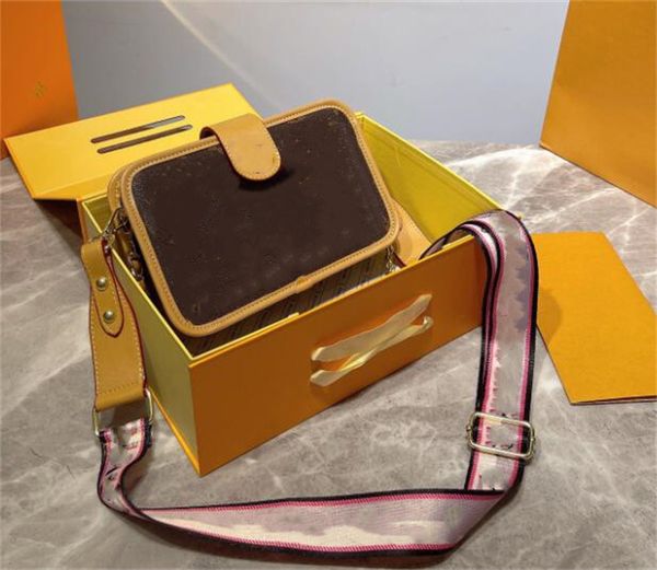 crossbody tote bag small square chain handbag women genuine leather designer shoulder messenger monograms multi-functional sportable fashion
crossbody tote bag small square chain handbag women genuine leather designer shoulder messenger monograms multi-functional sportable fashion