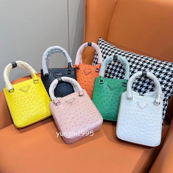 luxurys designers bags women shoulder bag handbag classic leisure simple solid color handbags fashion lady wallet leather messenger purse 6
luxurys designers bags women shoulder bag handbag classic leisure simple solid color handbags fashion lady wallet leather messenger purse 6