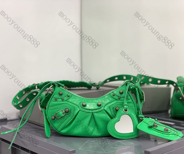 10a tier quality luxury designer 26cm small cagole motorcycle bag real leather hobo handbag women quilted zipper bag crossbody black handle
10a tier quality luxury designer 26cm small cagole motorcycle bag real leather hobo handbag women quilted zipper bag crossbody black handle