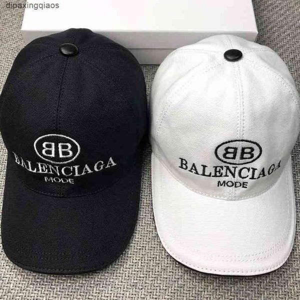 balencaigass ball caps designer ball letter print paris b paris classic single with the temperament men and women god essential, Blue;gray
balencaigass ball caps designer ball letter print paris b paris classic single with the temperament men and women god essential, Blue;gray