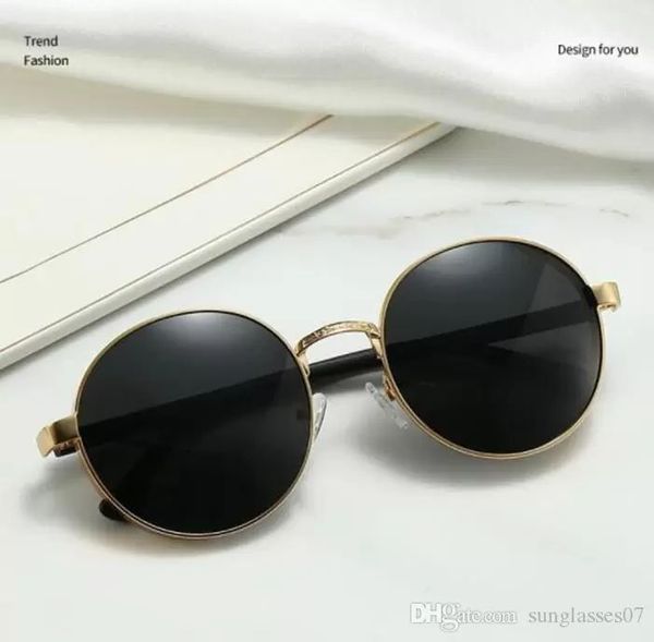 classic round sunglasses brand design uv400 eyewear mens women mirror luxury disigner sunglasses polaroid glass lens, White;black
classic round sunglasses brand design uv400 eyewear mens women mirror luxury disigner sunglasses polaroid glass lens, White;black