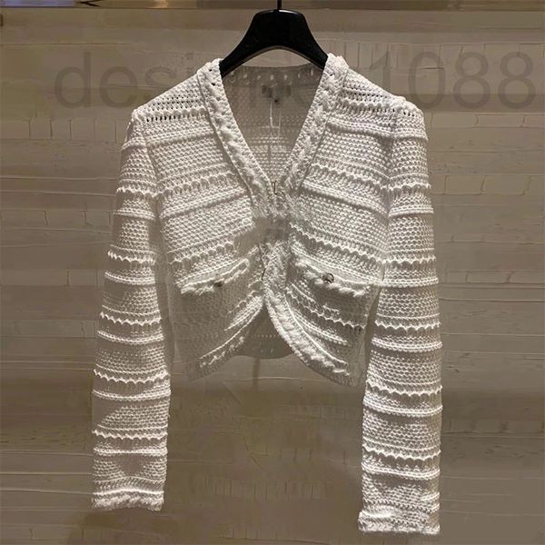 women's sweaters designer 2022 spring and autumn small fragrance stripe lace hollow out v-neck knitted cardigan short long sleeve jacke, White;black
women's sweaters designer 2022 spring and autumn small fragrance stripe lace hollow out v-neck knitted cardigan short long sleeve jacke, White;black