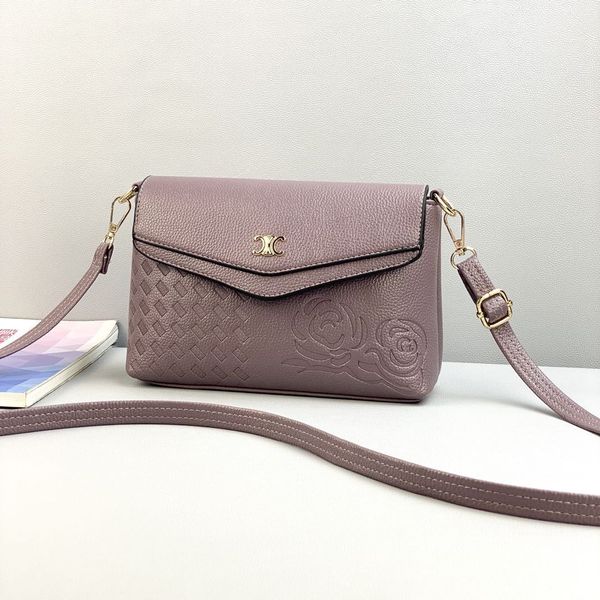 new fashion bag multi-layer large capacity messenger bag high-quality women's handbag
new fashion bag multi-layer large capacity messenger bag high-quality women's handbag