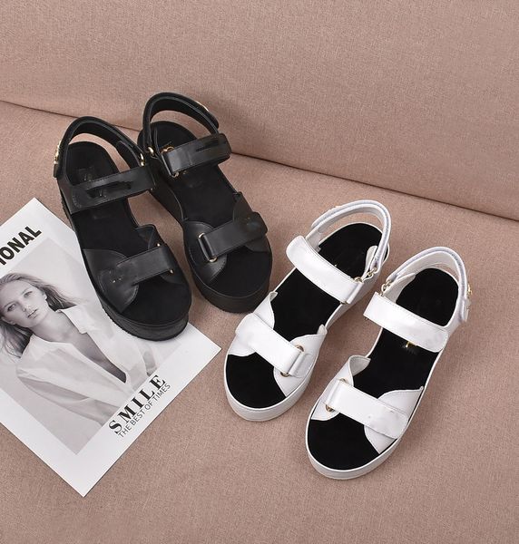 2022 aaa quality ladies platform sandals improved ethnic canvas fashion summer casual beach slippers size 35-41, Black
2022 aaa quality ladies platform sandals improved ethnic canvas fashion summer casual beach slippers size 35-41, Black