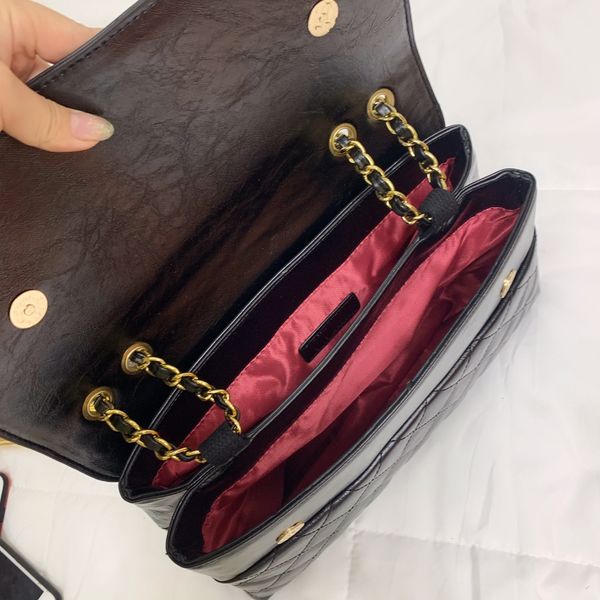 double-layer compartment pocket super-capacity one-shoulder messenger bag spring and summer fashion small fragrance style diamond embroidery
double-layer compartment pocket super-capacity one-shoulder messenger bag spring and summer fashion small fragrance style diamond embroidery