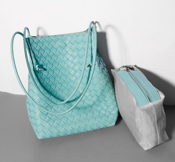 fashion woven handbags imitation sheepskin star shoulder bag large capacity bucket bag tote bag women leather
fashion woven handbags imitation sheepskin star shoulder bag large capacity bucket bag tote bag women leather
