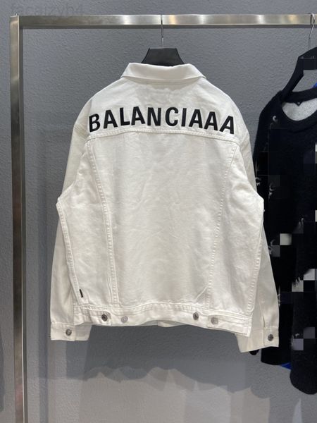 women's jackets designer autumn and winter 21 embroidered denim jacket with english alphabet on the back os shoulder loose fit luxuri, Black;brown
women's jackets designer autumn and winter 21 embroidered denim jacket with english alphabet on the back os shoulder loose fit luxuri, Black;brown