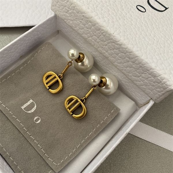 12% off jewelry the new d's big pearl earrings wear front and back. earrings are female copper gold-plated, smearing the old trend, Golden
12% off jewelry the new d's big pearl earrings wear front and back. earrings are female copper gold-plated, smearing the old trend, Golden