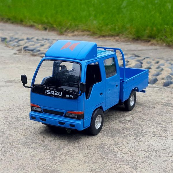 132 scale pickup truck toy car diecast vehicle model pull back sound & light educational collection gift for children272h
132 scale pickup truck toy car diecast vehicle model pull back sound & light educational collection gift for children272h