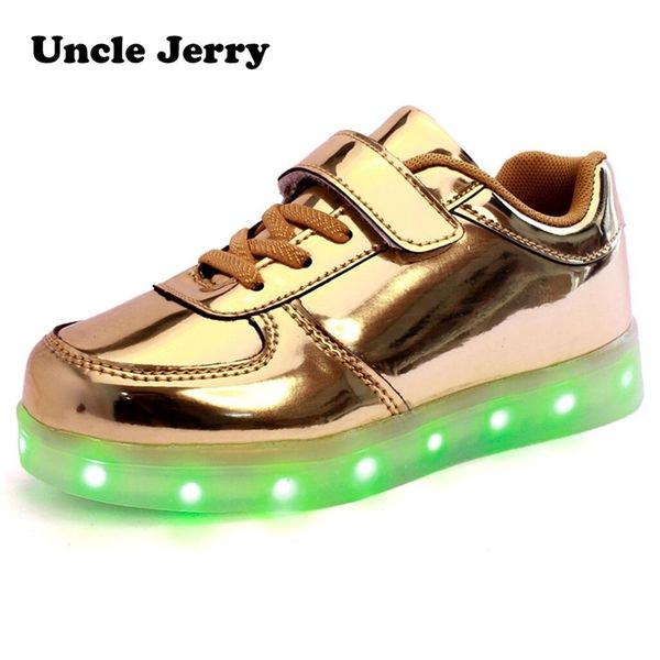 unclejerry led shoes for child usb chargering light up shoes for boys girls glowing christmas sneakers 220429, Black;red
unclejerry led shoes for child usb chargering light up shoes for boys girls glowing christmas sneakers 220429, Black;red