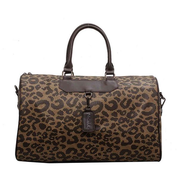 yilian fashion senior leather travelling bag men and women large capacity portable leisure sports fitness shoulder 220420
yilian fashion senior leather travelling bag men and women large capacity portable leisure sports fitness shoulder 220420