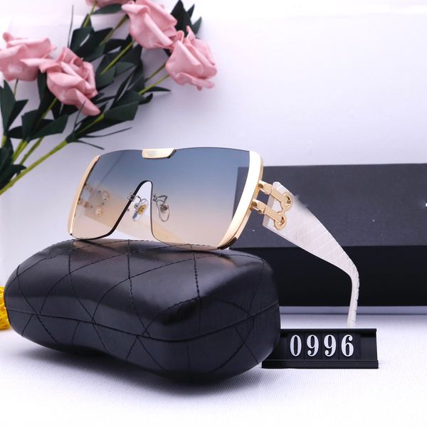 luxry driving designer sunglasses for womens mens polarized sun glasses goggle senior eyewear for man woman eyeglasses with box and case, White;black
luxry driving designer sunglasses for womens mens polarized sun glasses goggle senior eyewear for man woman eyeglasses with box and case, White;black