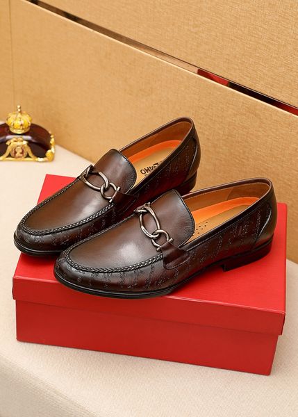 2022 mens elegant office formal party dress shoes fashion genuine leather flats men brand designer business oxfords size 38-45, Black
2022 mens elegant office formal party dress shoes fashion genuine leather flats men brand designer business oxfords size 38-45, Black