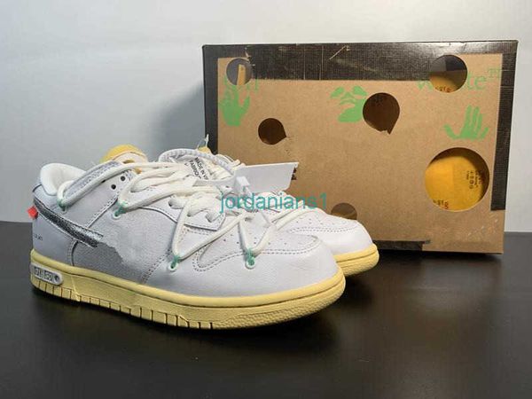 skateboard shoes dnk the01-50 canvas and leather civilist gray coast comfortable textile lining purple laces snkrs gym training school, Black
skateboard shoes dnk the01-50 canvas and leather civilist gray coast comfortable textile lining purple laces snkrs gym training school, Black